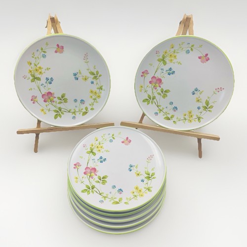 Vtg floral dinner plates - floral,